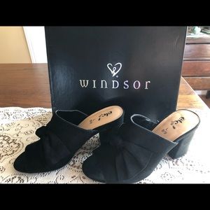 Black suede heels backless